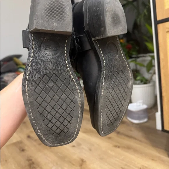 Frye buckle boots - Picture 4 of 4